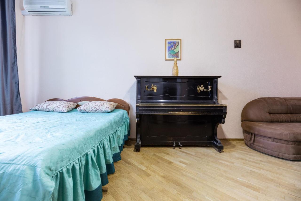 Apartment With Lovely View Киев Экстерьер фото